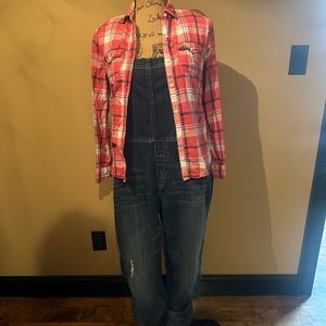Overalls size small worn once or twice great condition.  Shirt sold separately.
